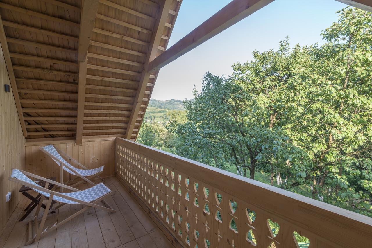 Magnolia Resort Chalets Vişeu de Sus Exteriér fotografie