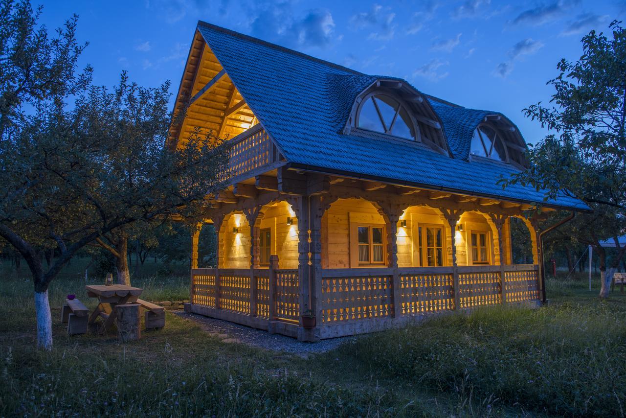 Magnolia Resort Chalets Vişeu de Sus Exteriér fotografie